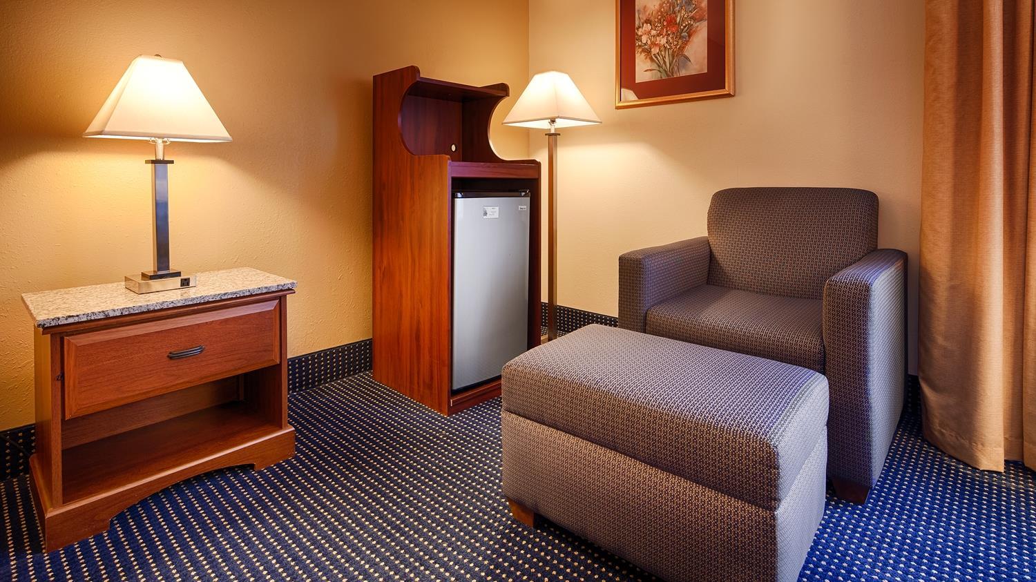 Best Western Plus Yadkin Valley Inn&Suites Jonesville Exterior foto