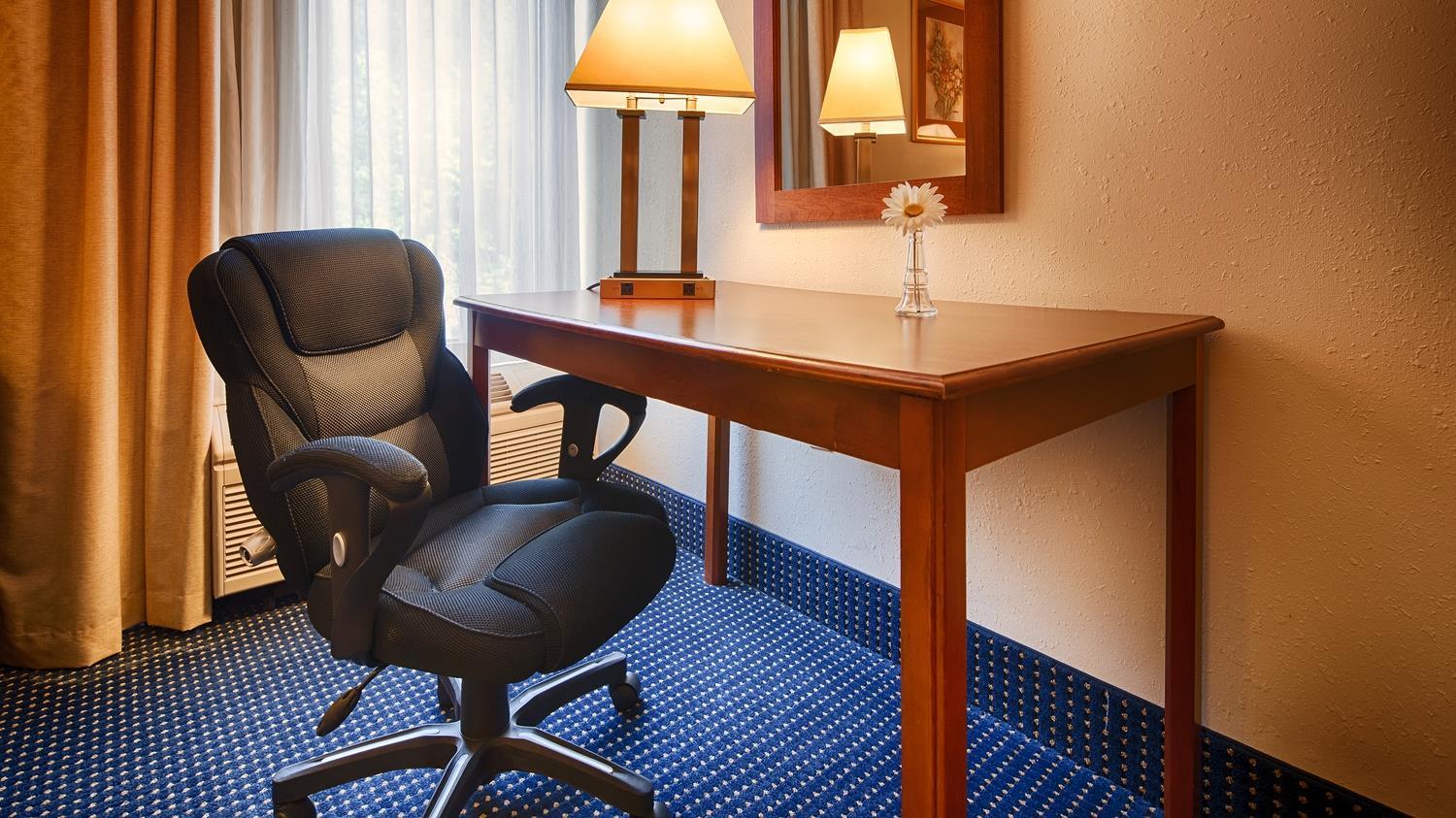 Best Western Plus Yadkin Valley Inn&Suites Jonesville Exterior foto