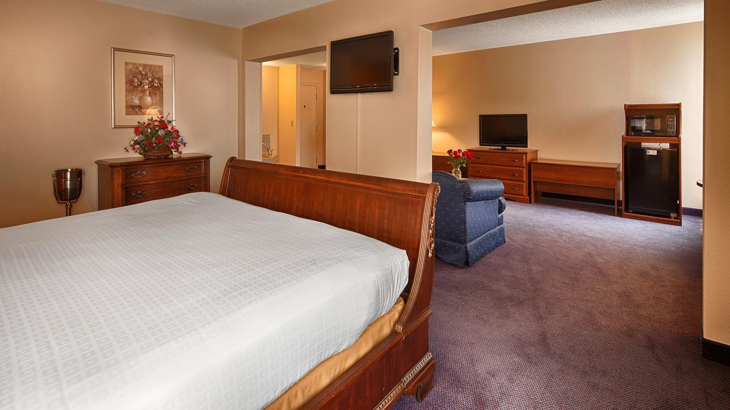 Best Western Plus Yadkin Valley Inn&Suites Jonesville Exterior foto