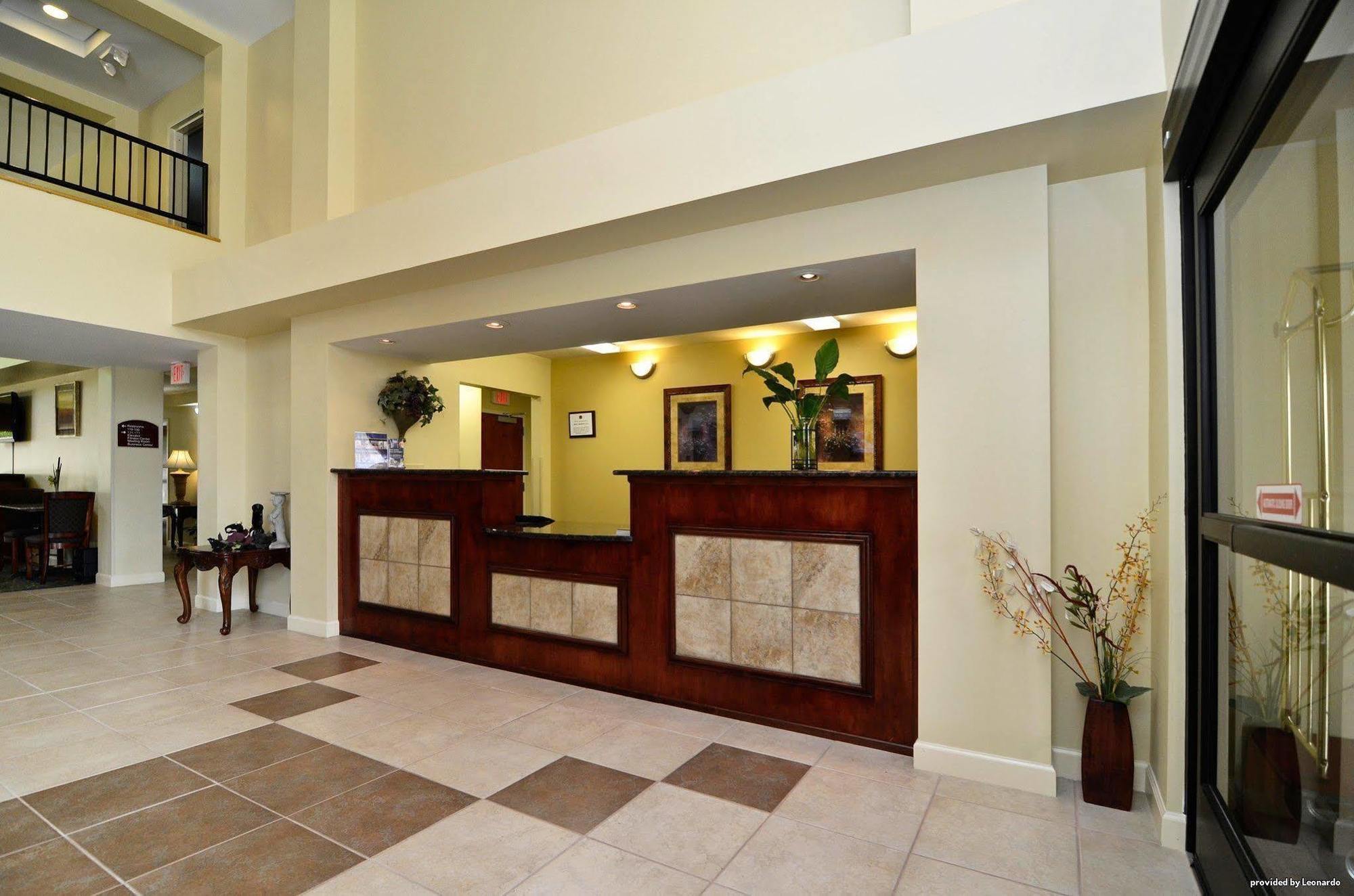 Best Western Plus Yadkin Valley Inn&Suites Jonesville Interior foto