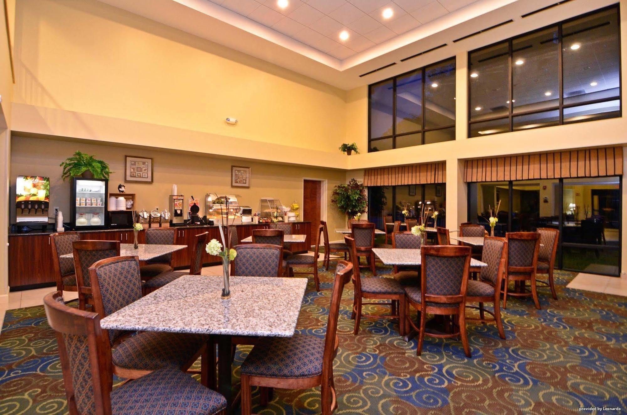 Best Western Plus Yadkin Valley Inn&Suites Jonesville Restaurant foto