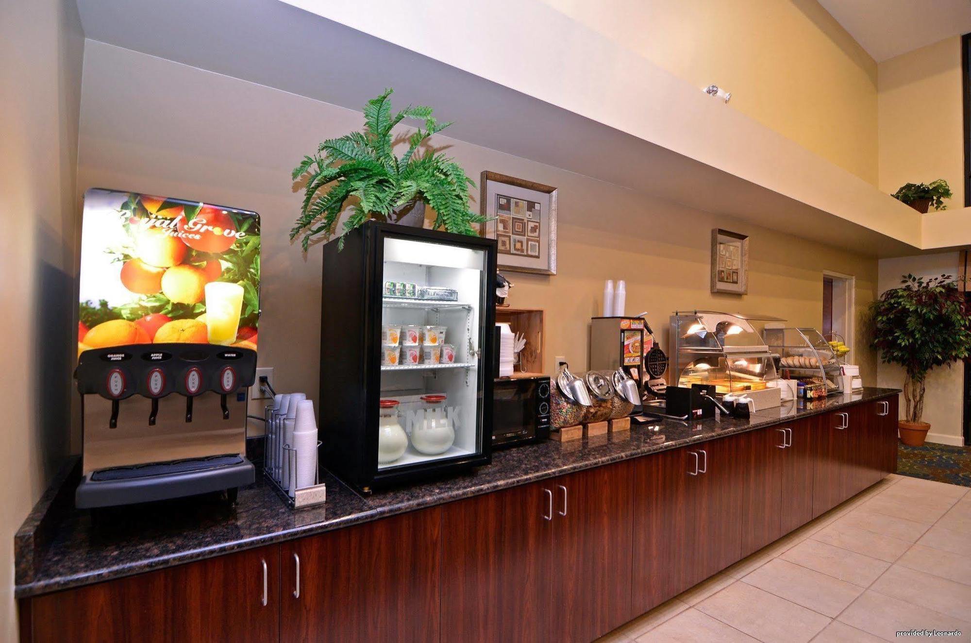 Best Western Plus Yadkin Valley Inn&Suites Jonesville Restaurant foto