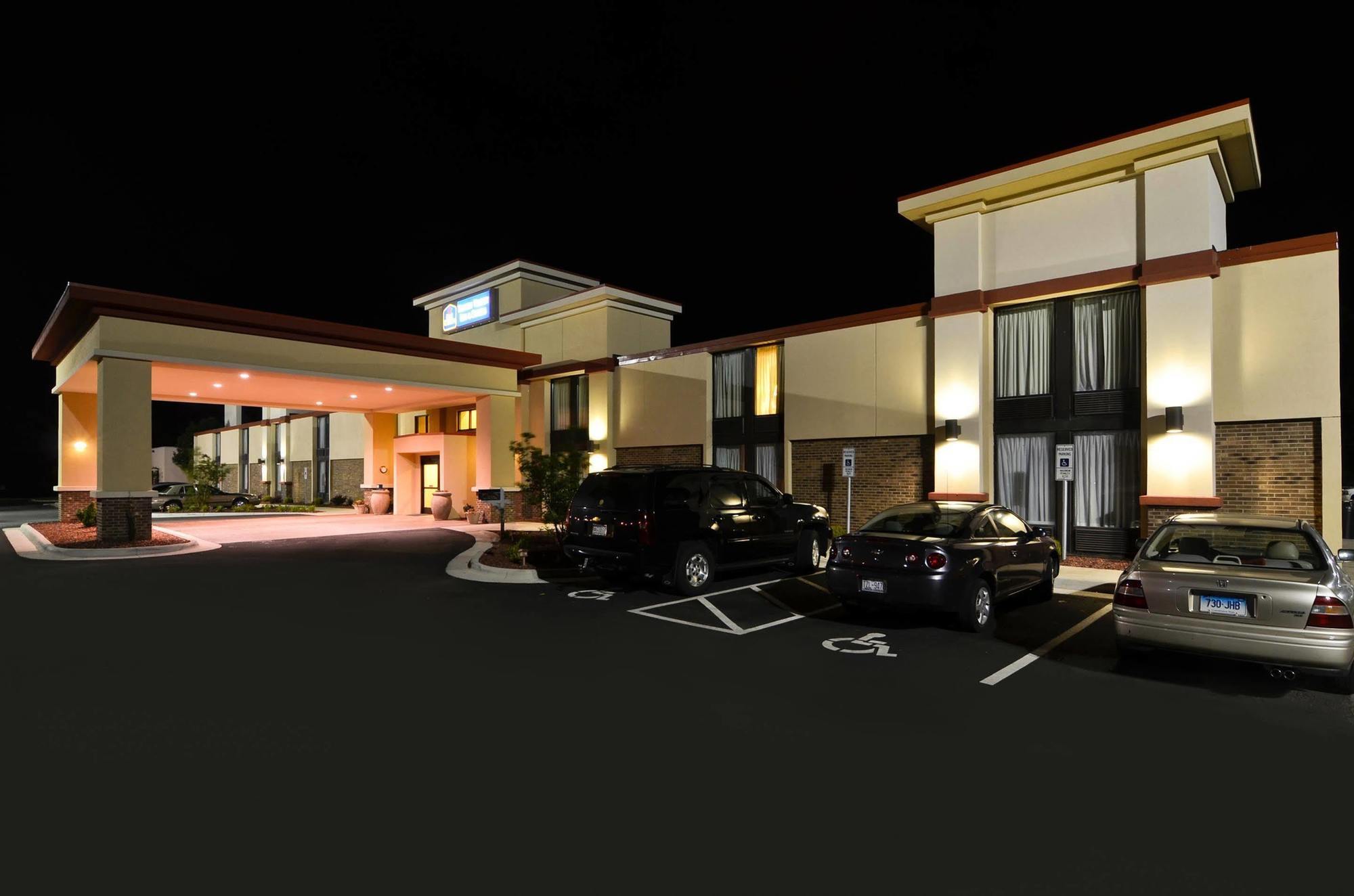 Best Western Plus Yadkin Valley Inn&Suites Jonesville Exterior foto