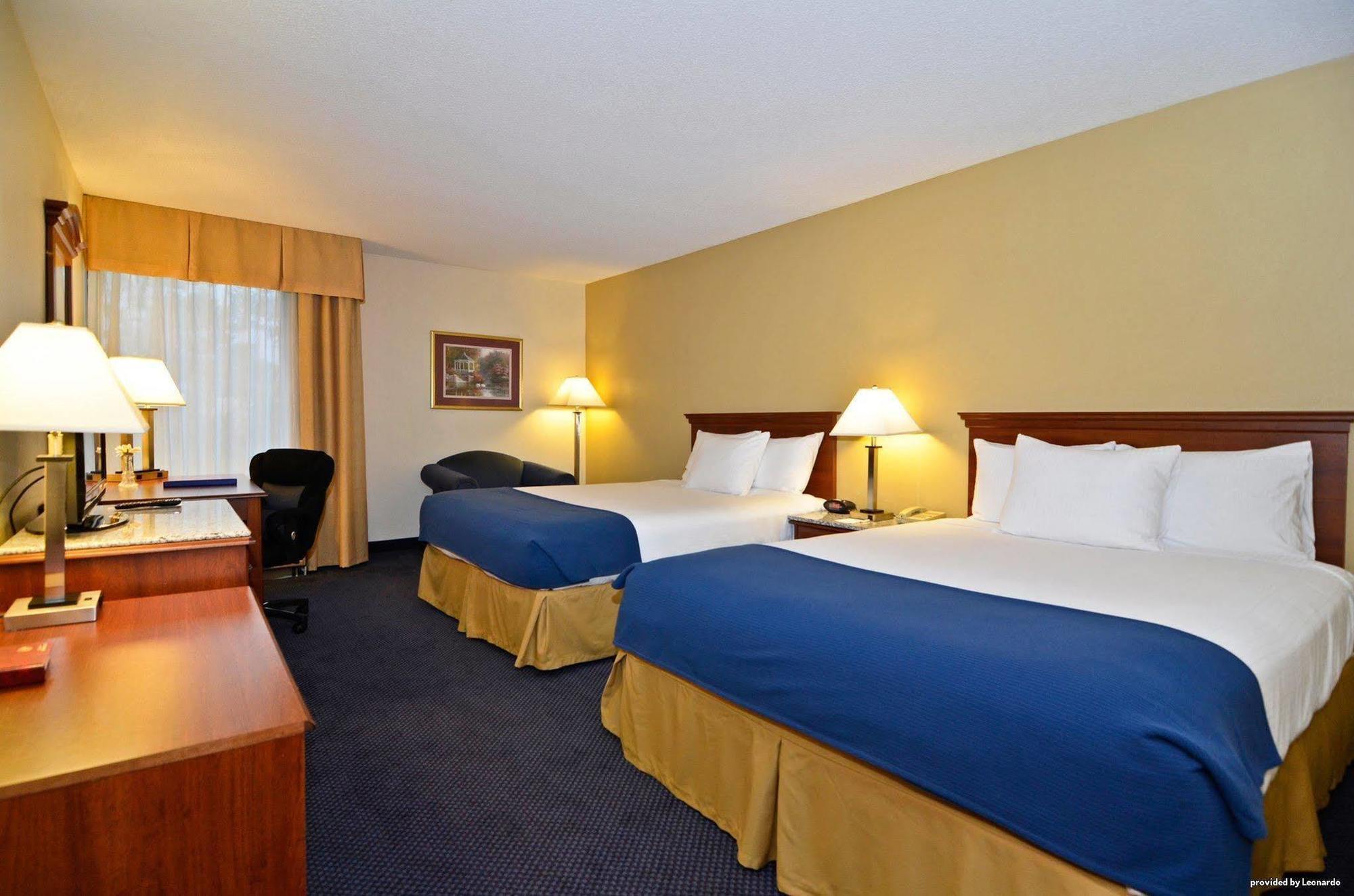 Best Western Plus Yadkin Valley Inn&Suites Jonesville Exterior foto