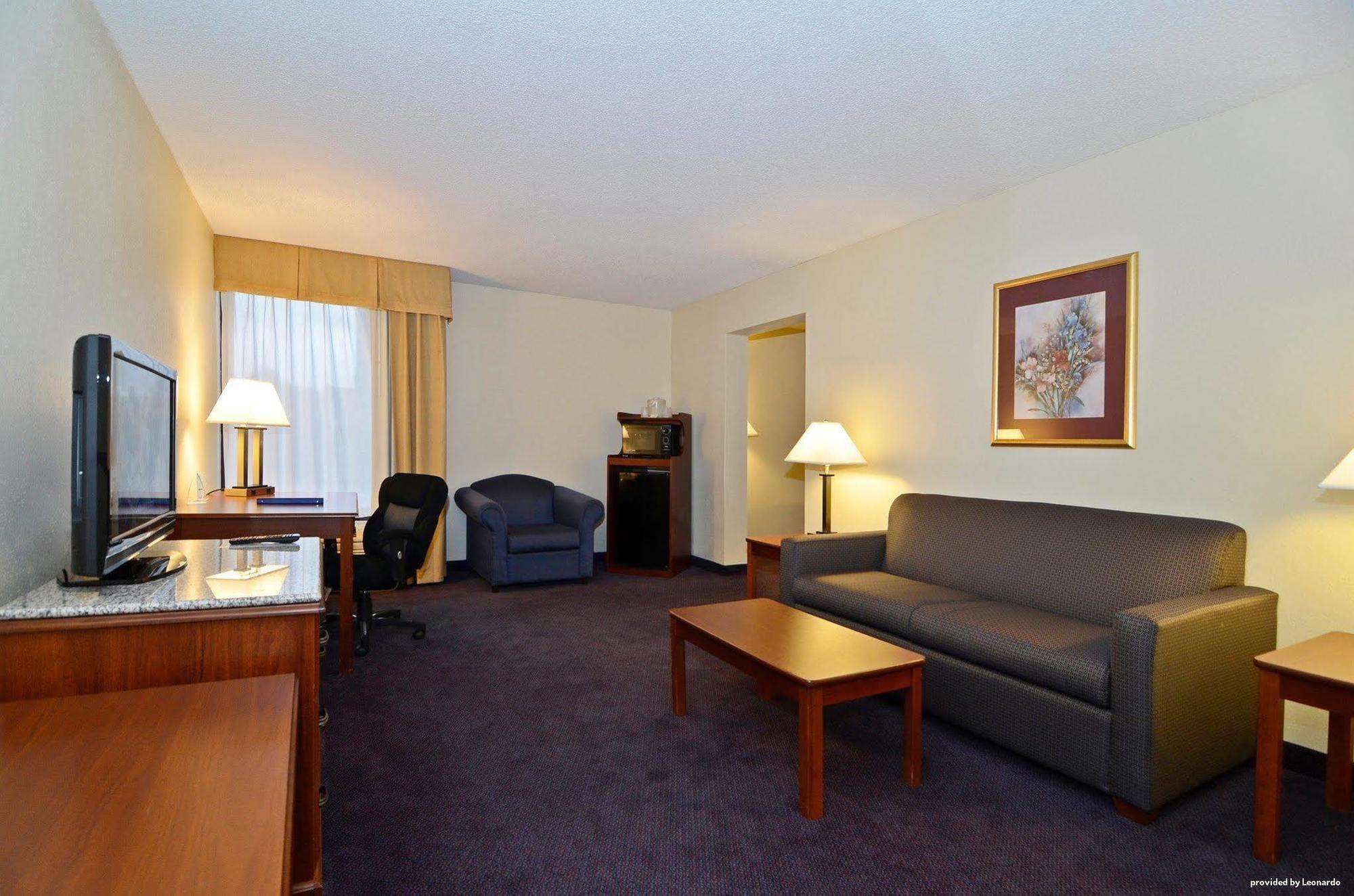 Best Western Plus Yadkin Valley Inn&Suites Jonesville Exterior foto